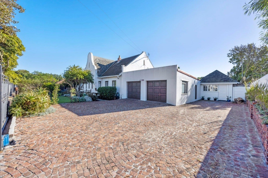 To Let 4 Bedroom Property for Rent in Milnerton Western Cape